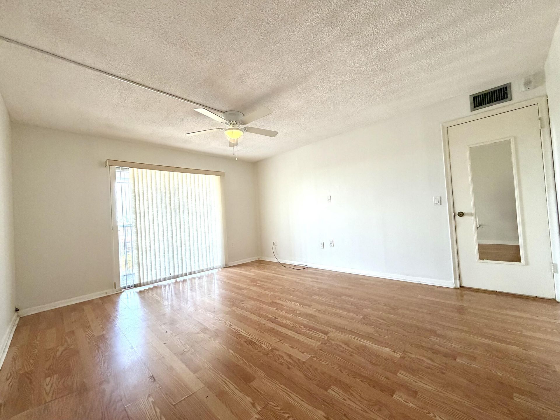 1502 S Lakeside Drive, Unit #401, Lake Worth Beach, FL 33460 Photo