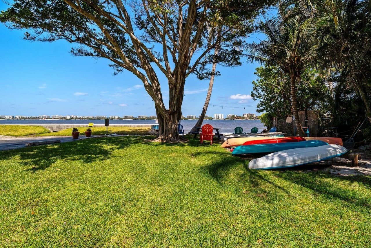 1502 S Lakeside Drive, Unit #401, Lake Worth Beach, FL 33460 Photo