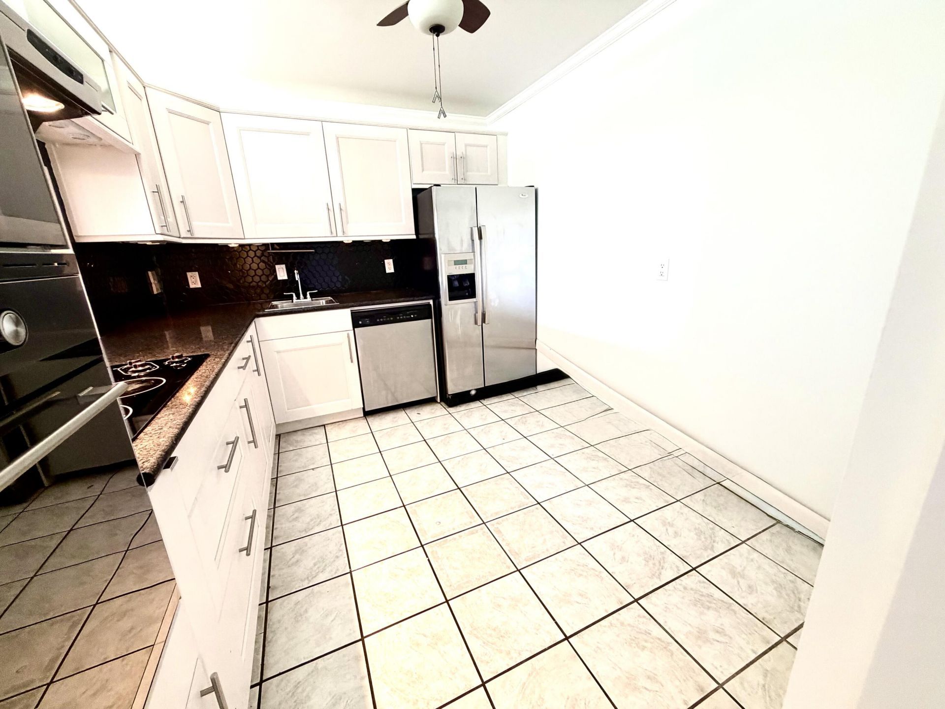 1502 S Lakeside Drive, Unit #401, Lake Worth Beach, FL 33460 Photo