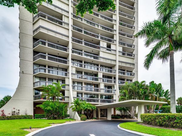2000 PRESIDENTIAL Way, Unit 603, West Palm Beach, FL 33401