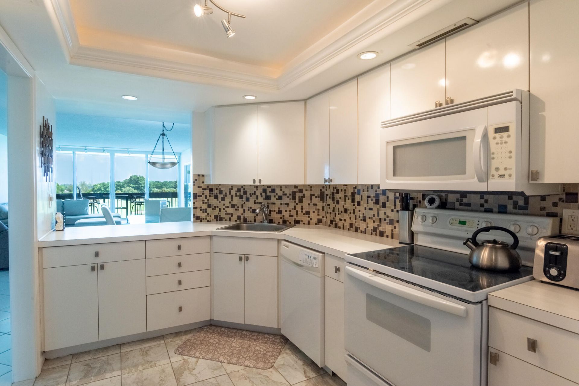 2000 Presidential Way, Unit 603, West Palm Beach, FL 33401 Photo