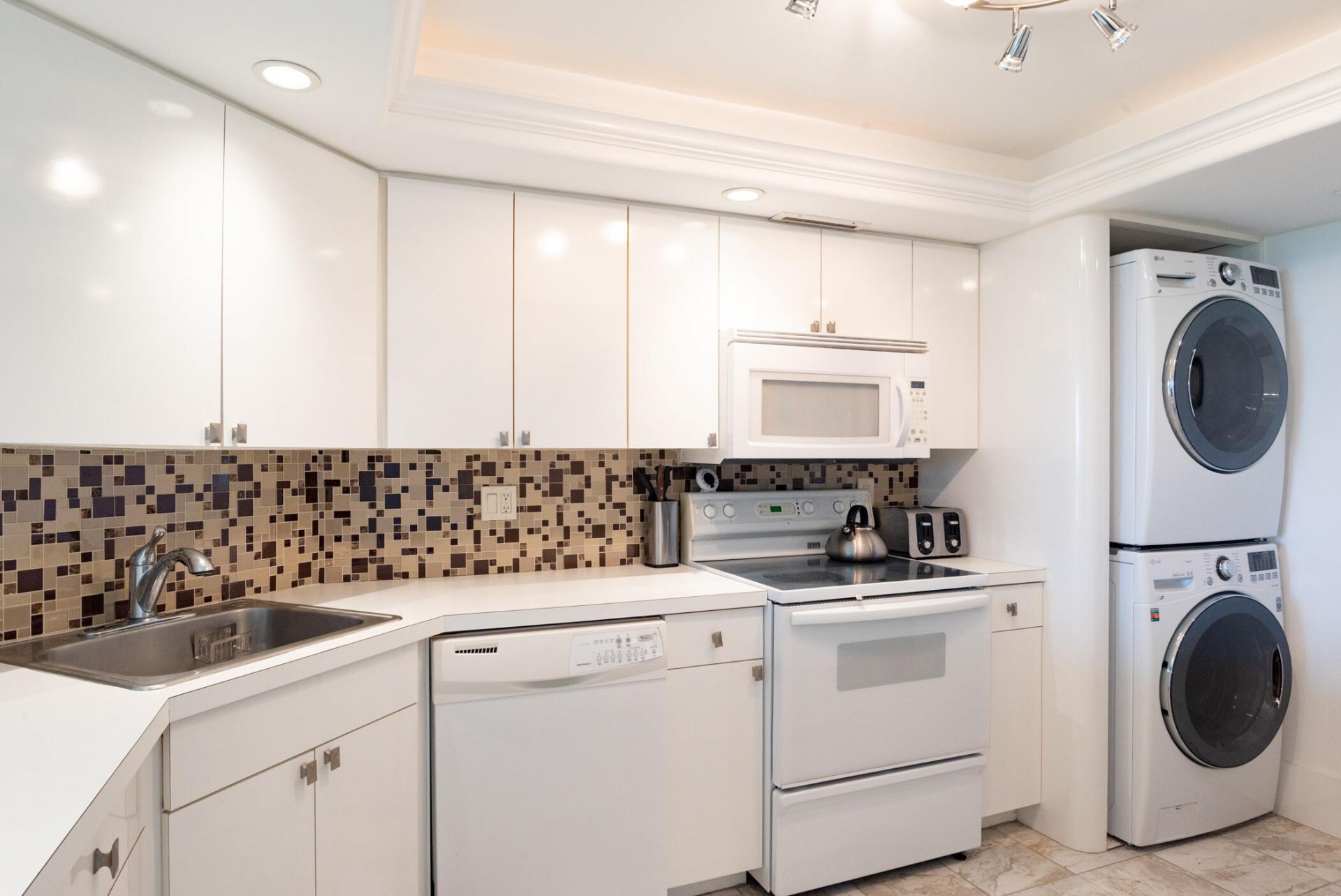 2000 Presidential Way, Unit 603, West Palm Beach, FL 33401 Photo