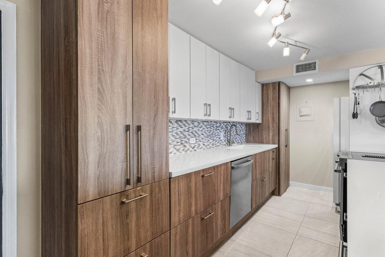 1208 Marine Way, Unit 506, North Palm Beach, FL 33408 Photo