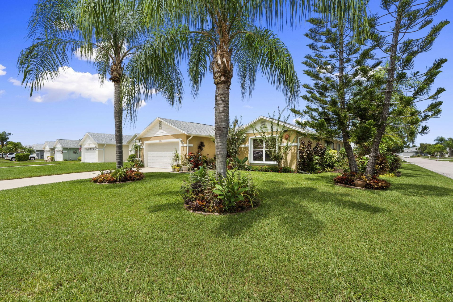 6156 Alexandria Circle, Fort Pierce, FL 34982 Photo