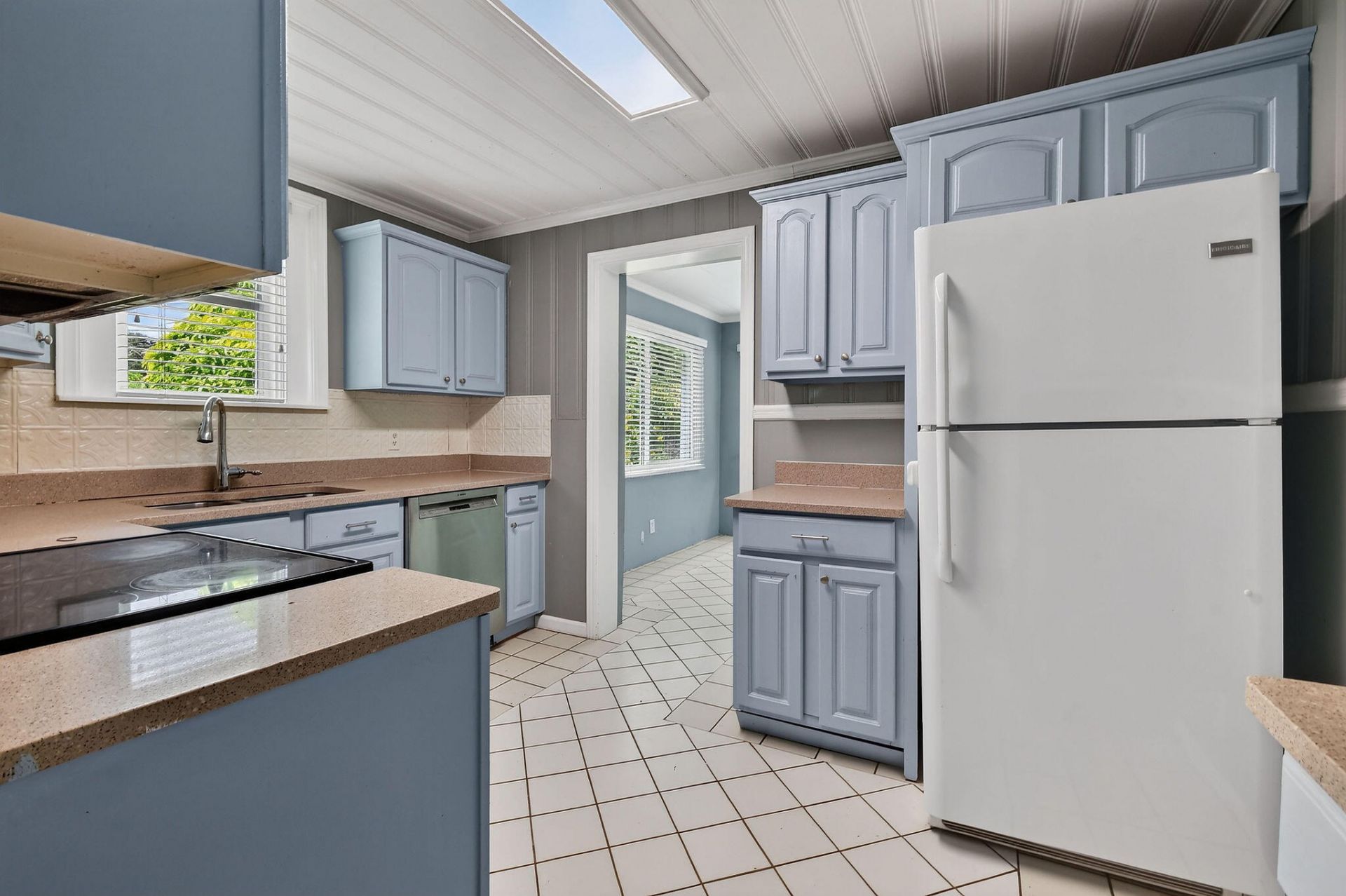 411 Evergreen Drive, Lake Park, FL 33403 Photo