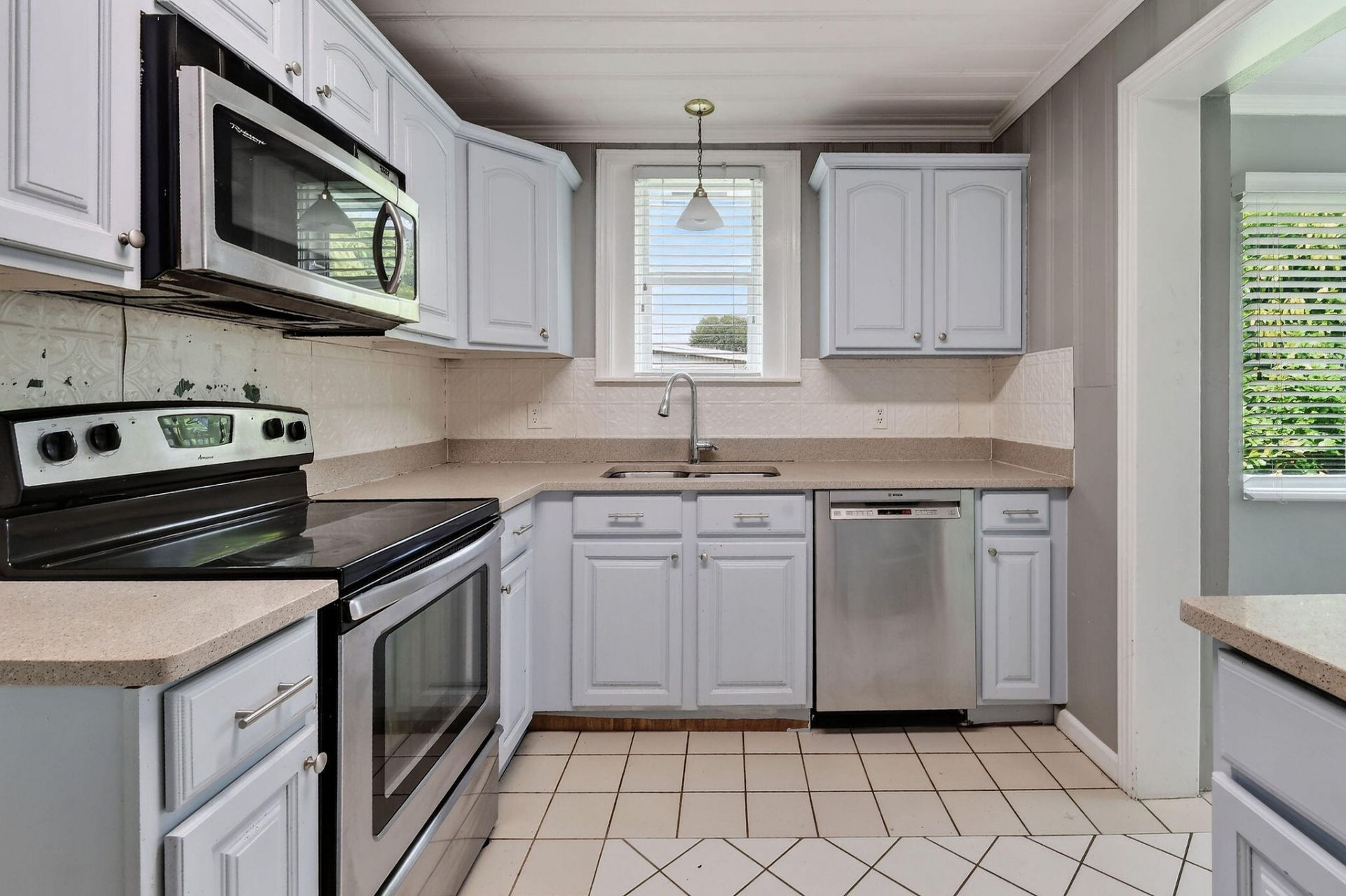 411 Evergreen Drive, Lake Park, FL 33403 Photo