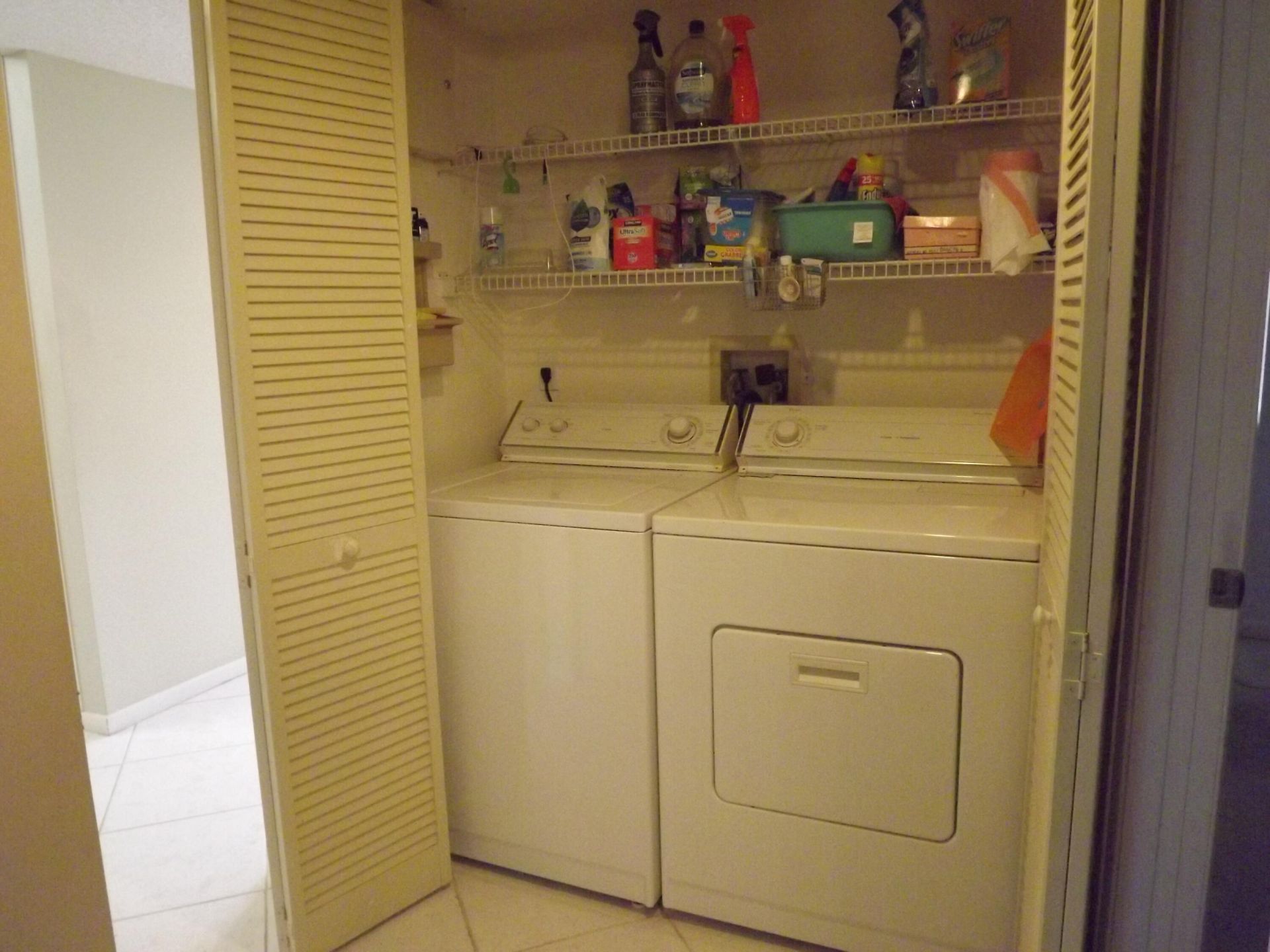 6112 Huntwick Terrace, Unit 205, Delray Beach, FL 33484 Photo