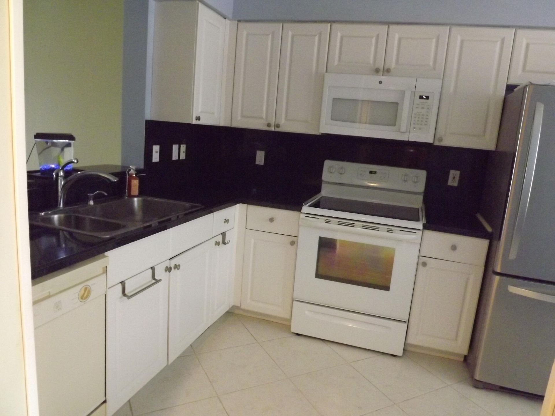 6112 Huntwick Terrace, Unit 205, Delray Beach, FL 33484 Photo