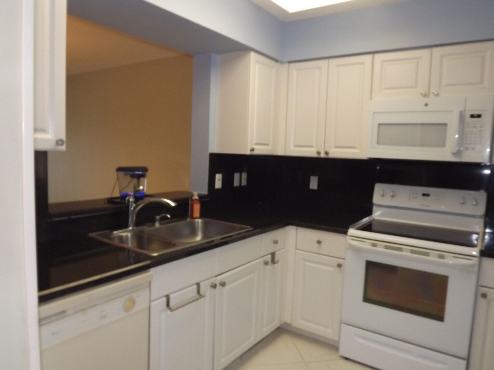 6112 Huntwick Terrace, Unit 205, Delray Beach, FL 33484 Photo
