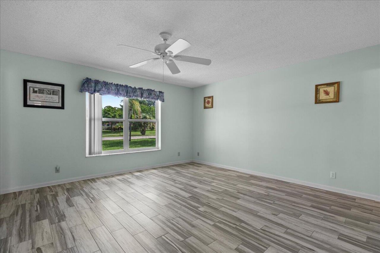 892 Worcester Lane, Unit B, Lake Worth, FL 33467 Photo