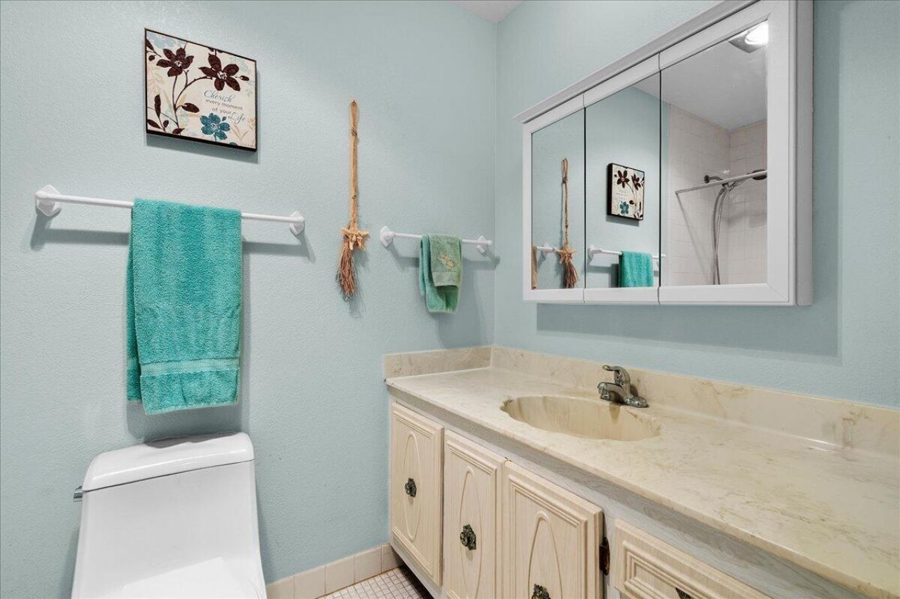 892 Worcester Lane, Unit B, Lake Worth, FL 33467 Photo