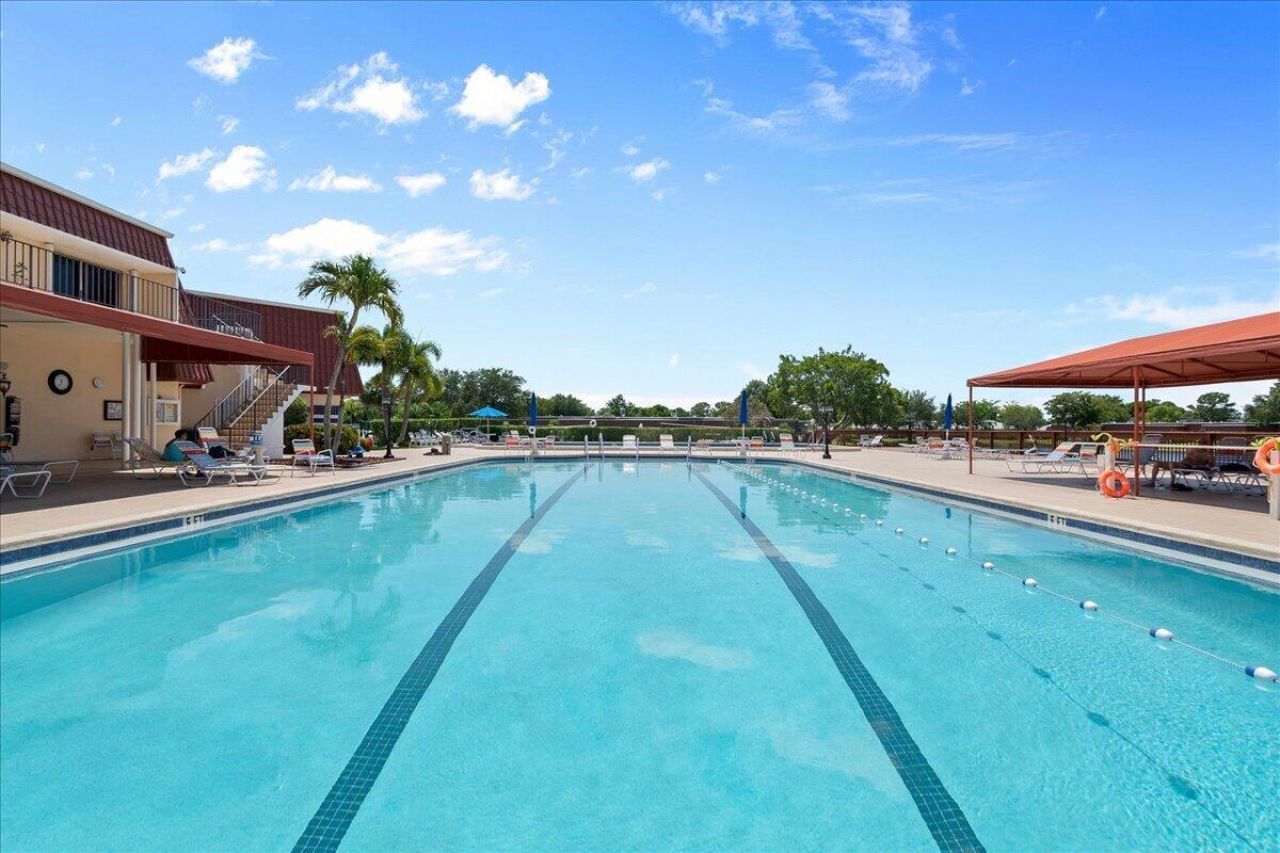 892 Worcester Lane, Unit B, Lake Worth, FL 33467 Photo