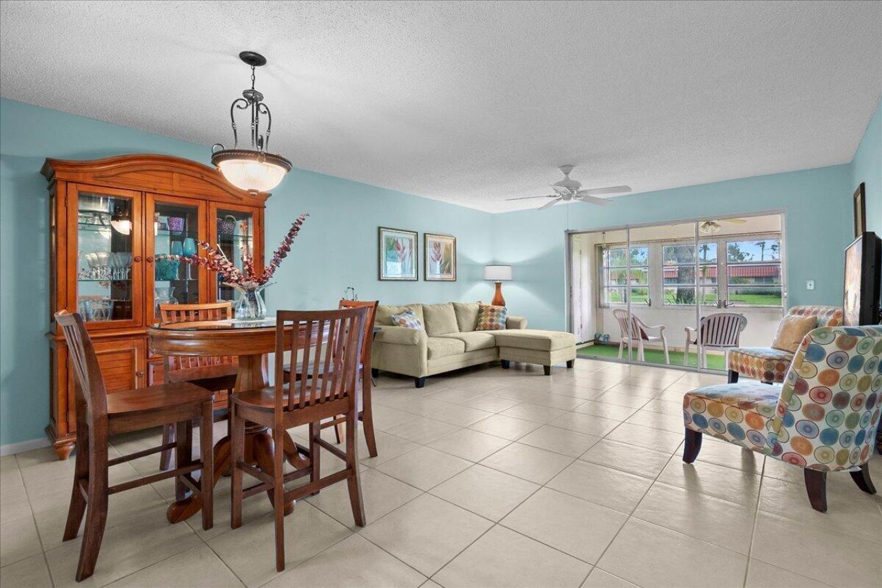 892 Worcester Lane, Unit B, Lake Worth, FL 33467 Photo