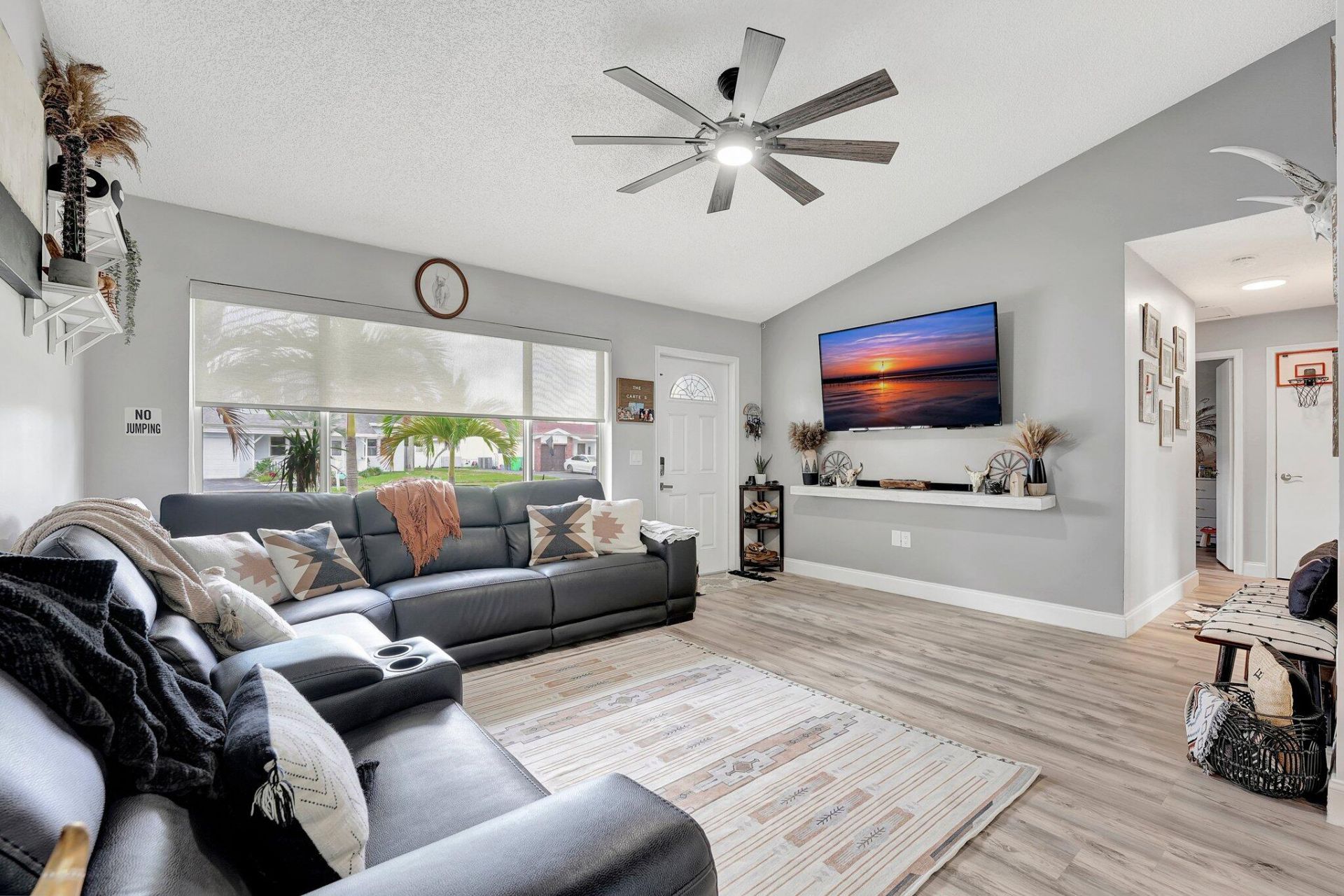 4770 NW 113th Avenue, Sunrise, FL 33323 Photo