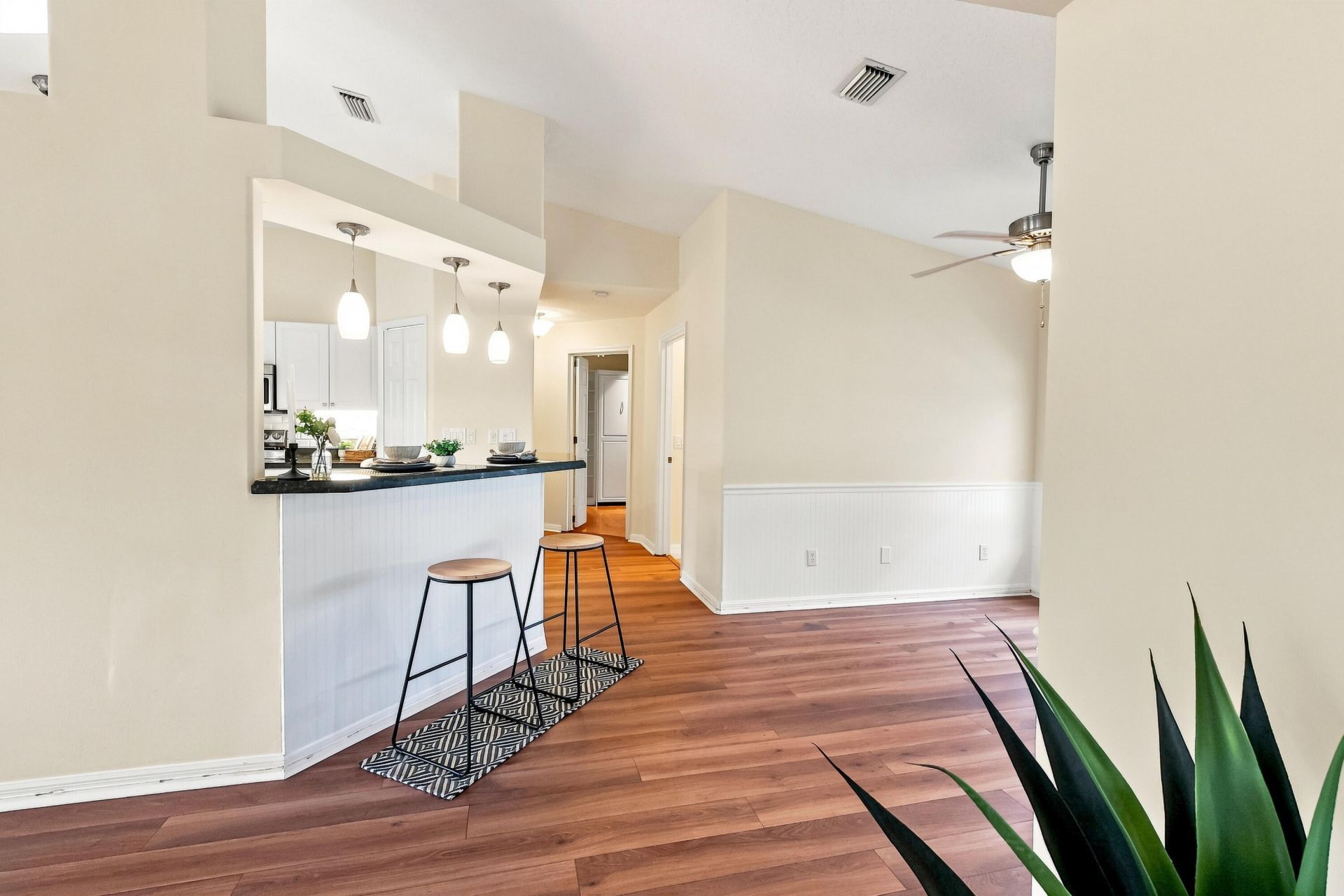 240 53rd Circle, Vero Beach, FL 32968 Photo