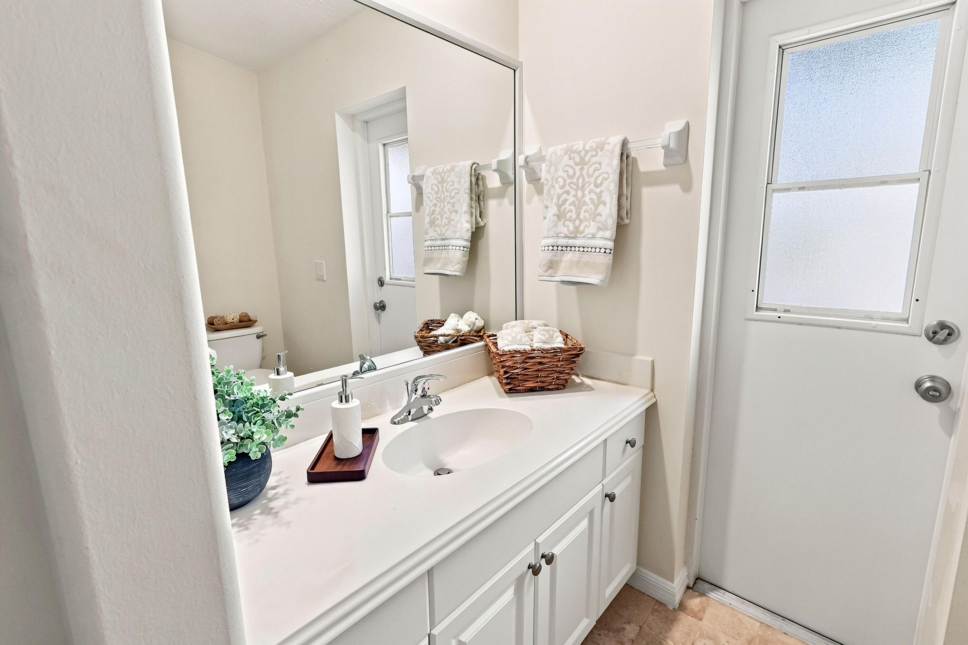 240 53rd Circle, Vero Beach, FL 32968 Photo
