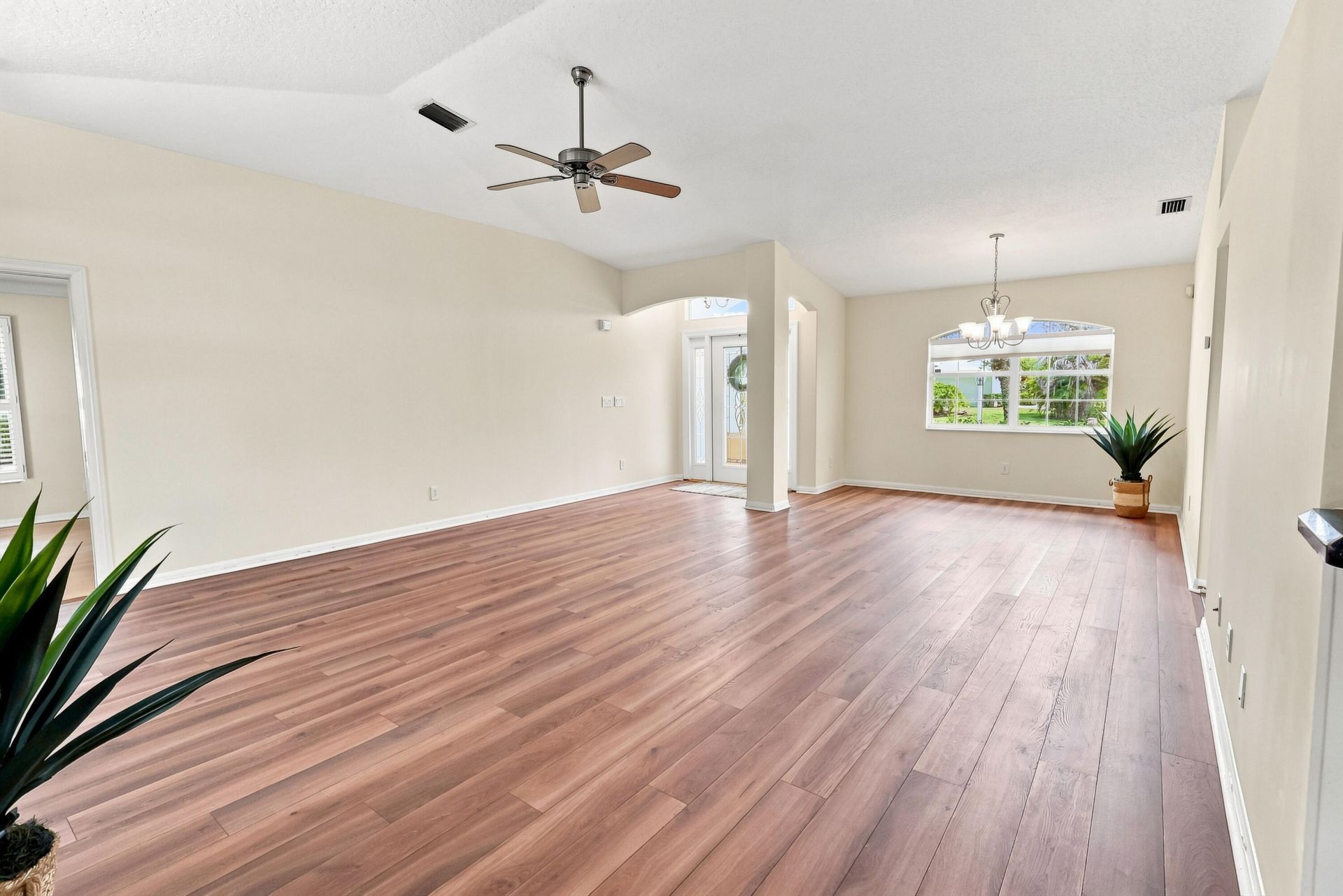 240 53rd Circle, Vero Beach, FL 32968 Photo