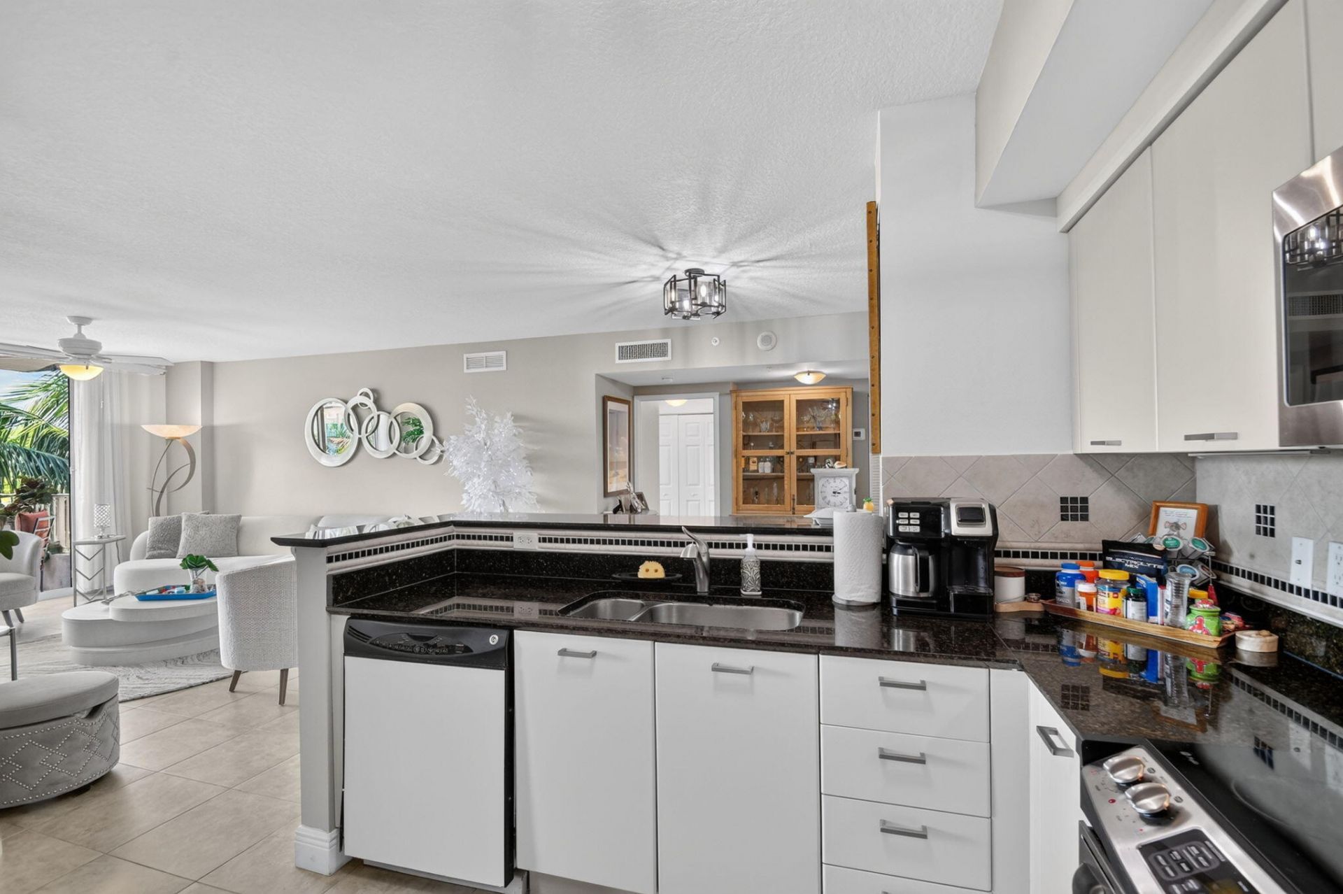 700 E Boynton Beach Boulevard, Unit 410, Boynton Beach, FL 33435 Photo