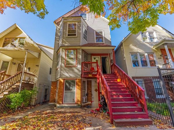 3244 N Drake Avenue, Chicago, IL 60618