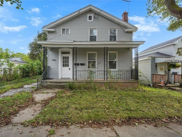 146 W Cayuga Street , Oswego, NY 13126