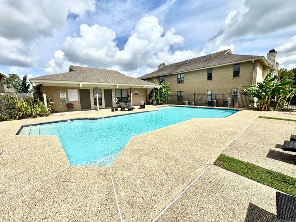 5212 Buttercreek Ln, Unit #3, Baton Rouge, LA 70809