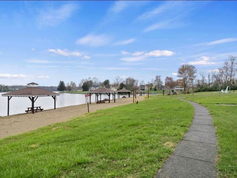 771 Halle Drive, Perry Township, OH 45118 Photo 46
