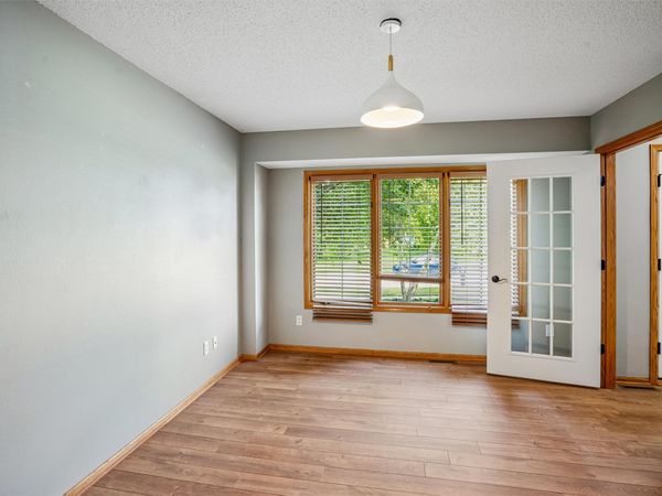 825 76th Street, West Des Moines, IA 50266