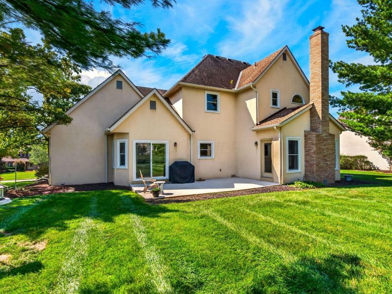 8538 Chateau Drive , Pickerington, OH 43147 Photo 10