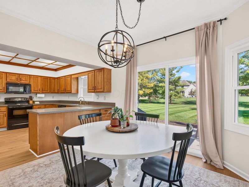 8538 Chateau Drive , Pickerington, OH 43147 Photo 33