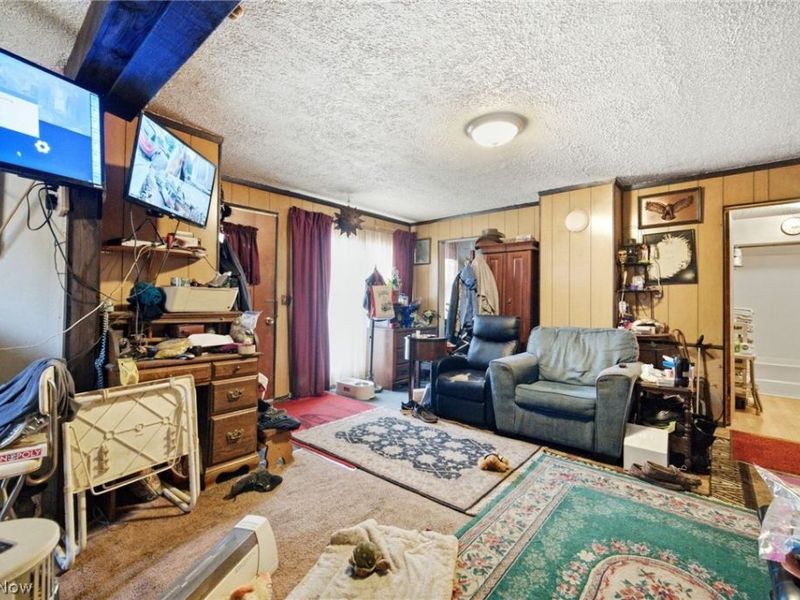 515 W River Road N, Elyria, OH 44035 Photo 5