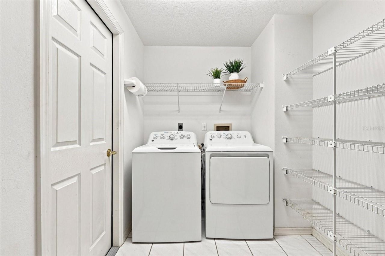 6983 Superior Street Circle, Sarasota, FL 34243 Photo