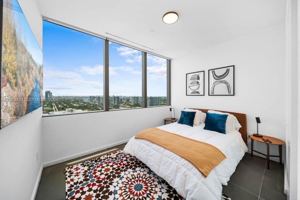 2000 S Ocean Dr , Unit 31B, Hallandale Beach, FL 33009 Photo