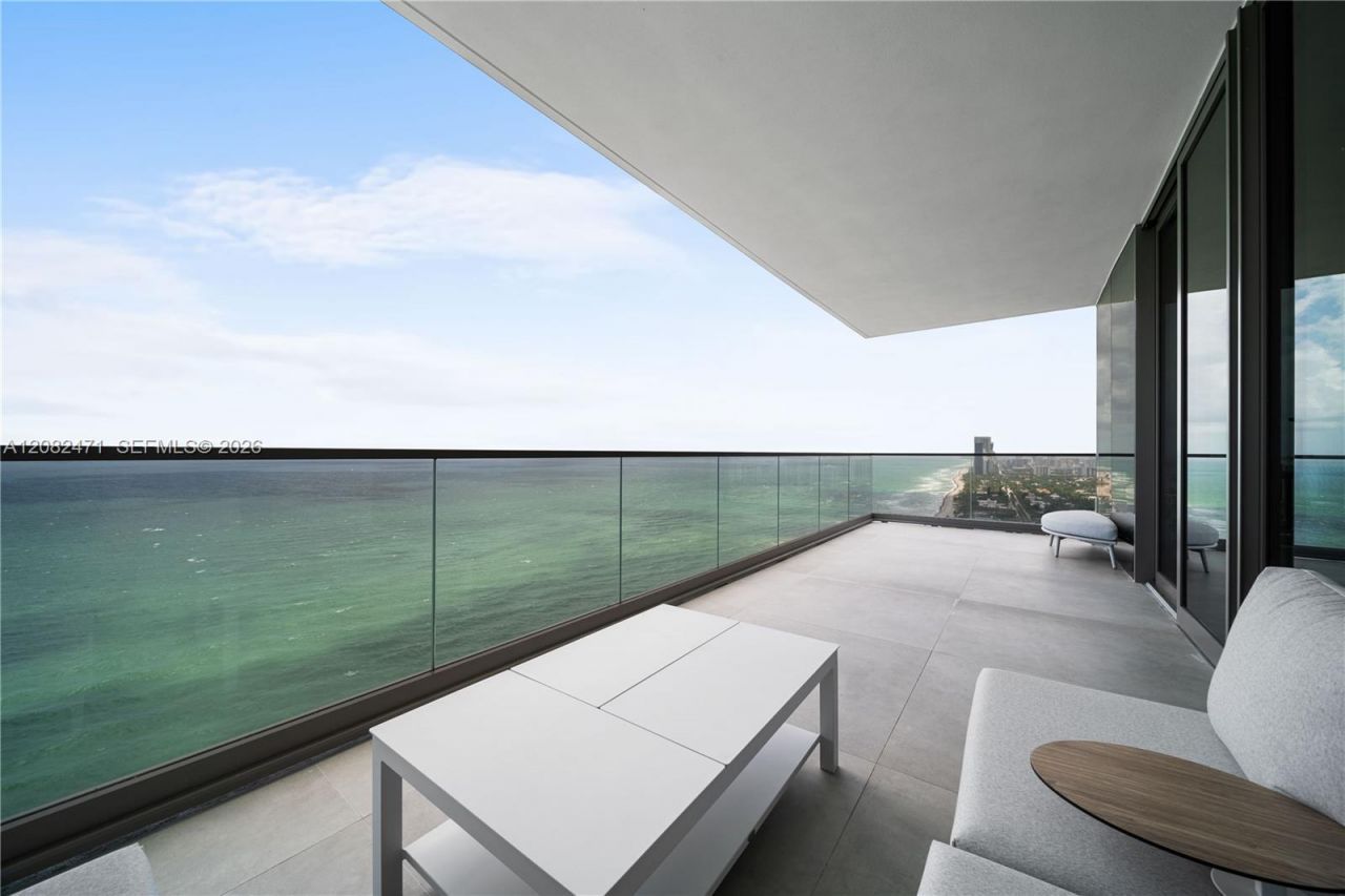 2000 S Ocean Dr , Unit 31B, Hallandale Beach, FL 33009 Photo