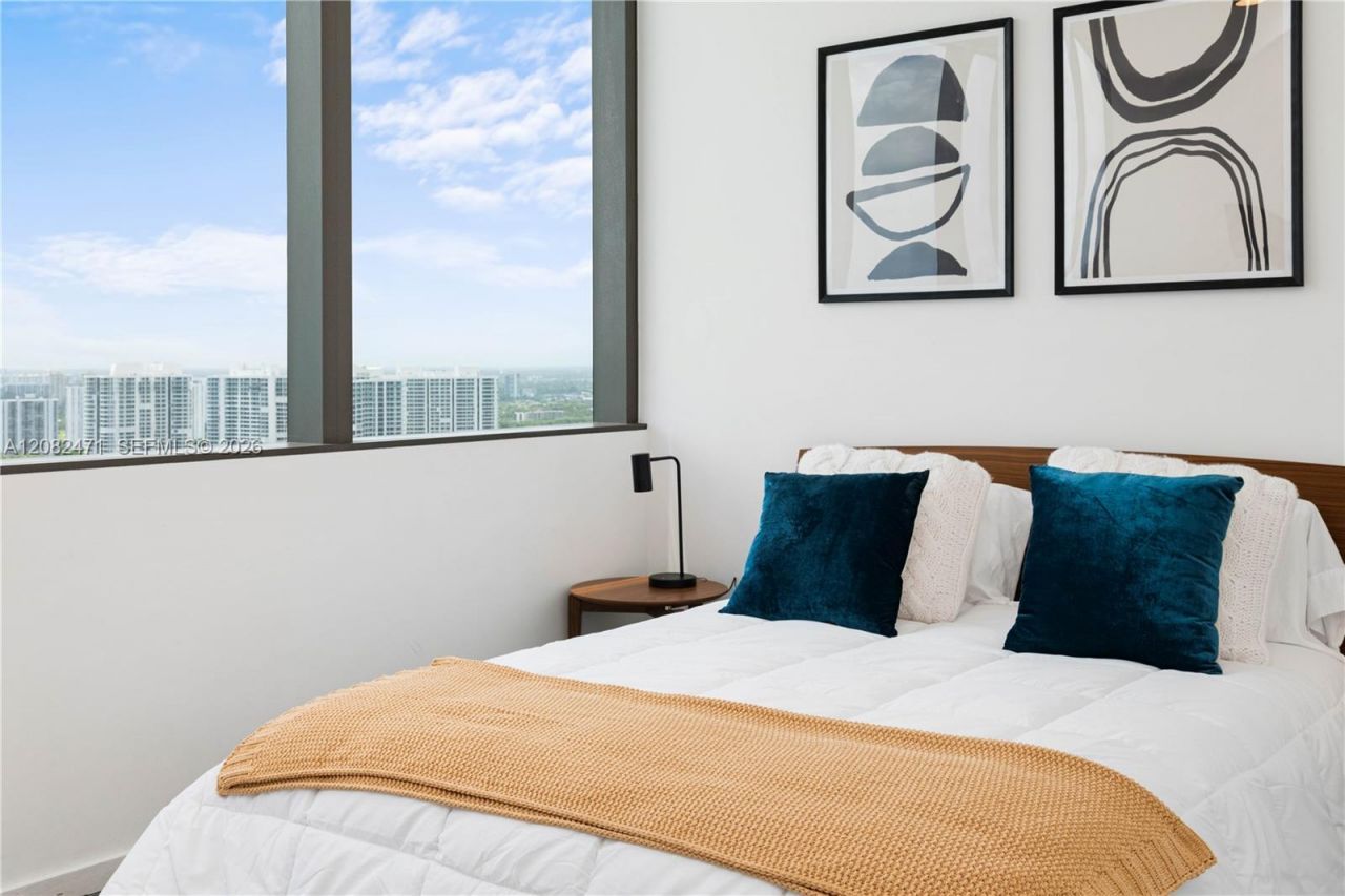 2000 S Ocean Dr , Unit 31B, Hallandale Beach, FL 33009 Photo