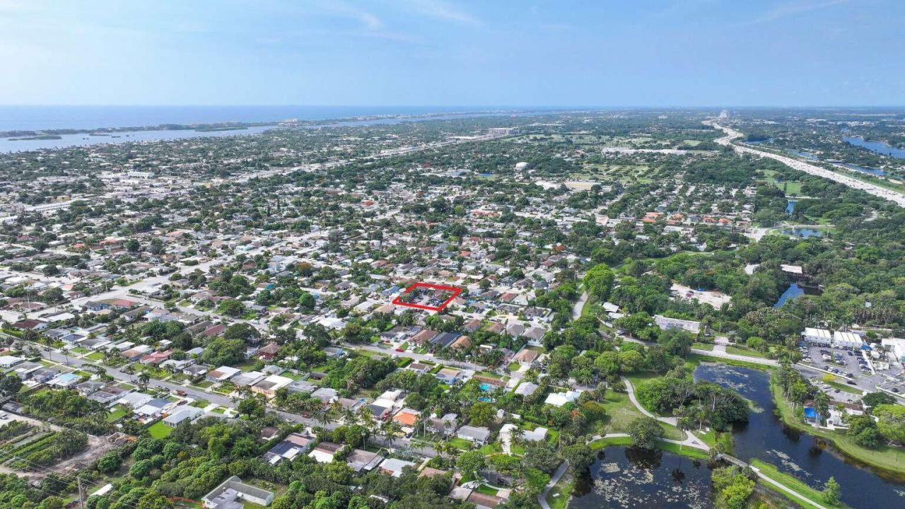 1000 W Lakewood Road, West Palm Beach, FL 33405 Photo