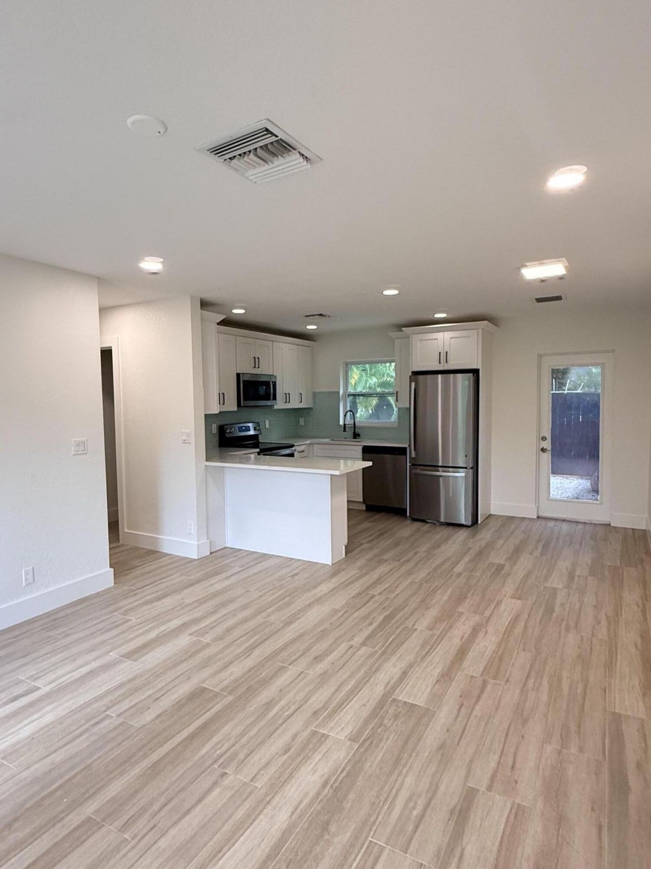 140 SW 5th Avenue, Delray Beach, FL 33444 Photo