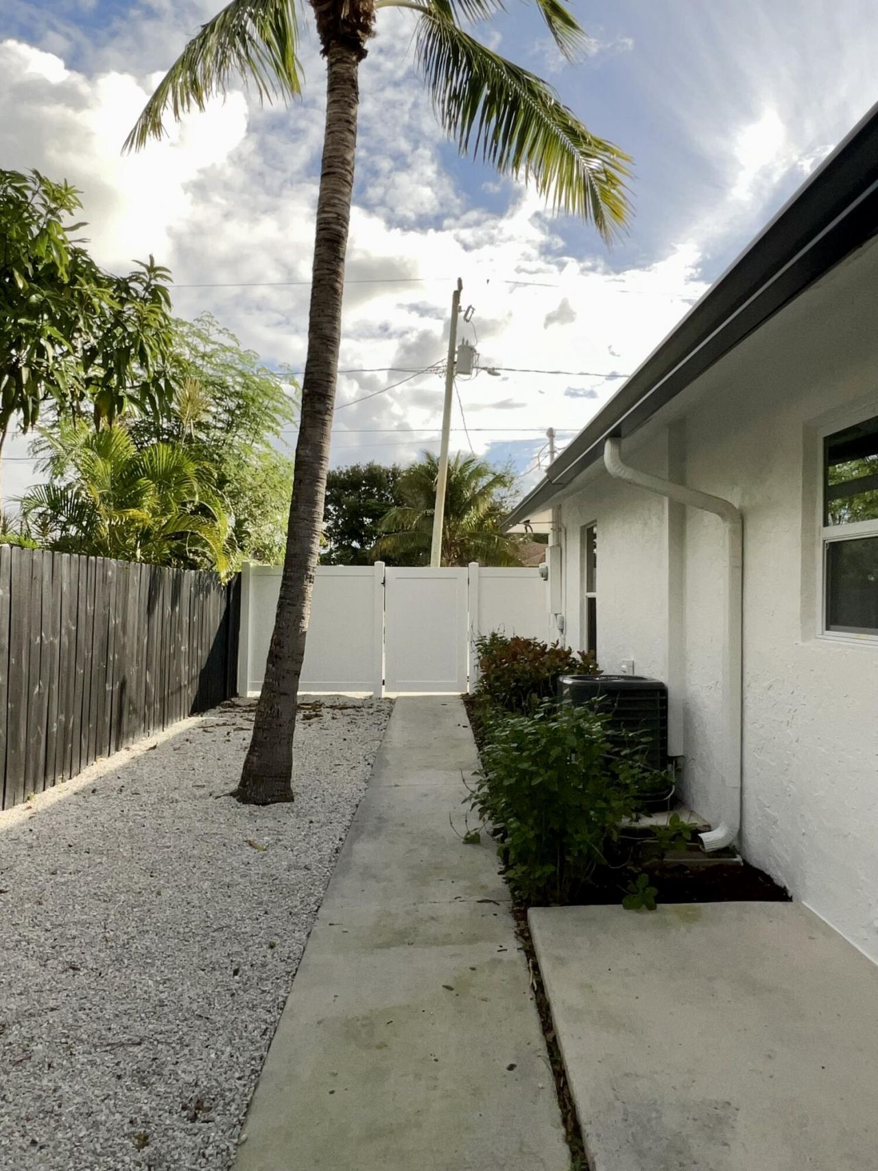 140 SW 5th Avenue, Delray Beach, FL 33444 Photo