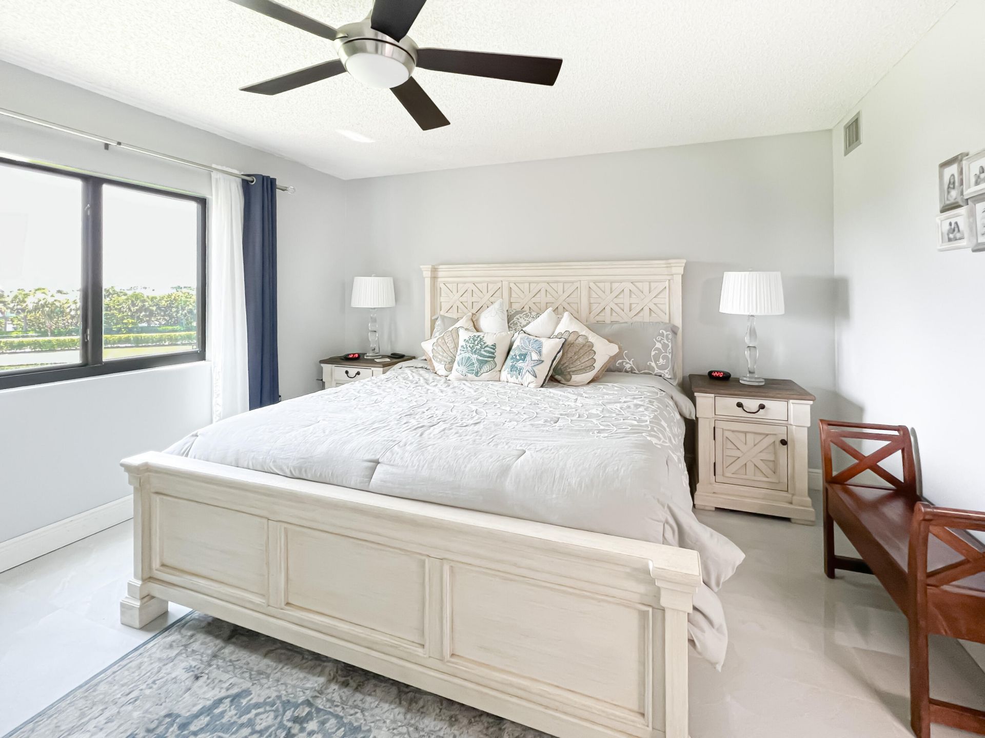 301 Ocean Bluffs Boulevard, Unit 202, Jupiter, FL 33477 Photo