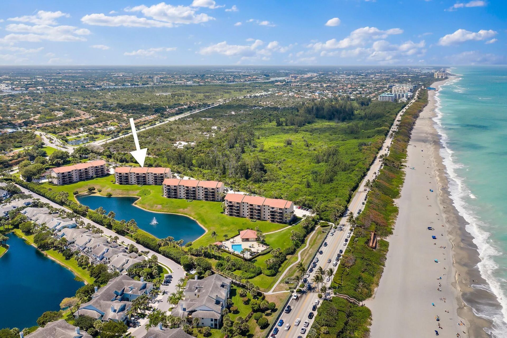 301 Ocean Bluffs Boulevard, Unit 202, Jupiter, FL 33477 Photo