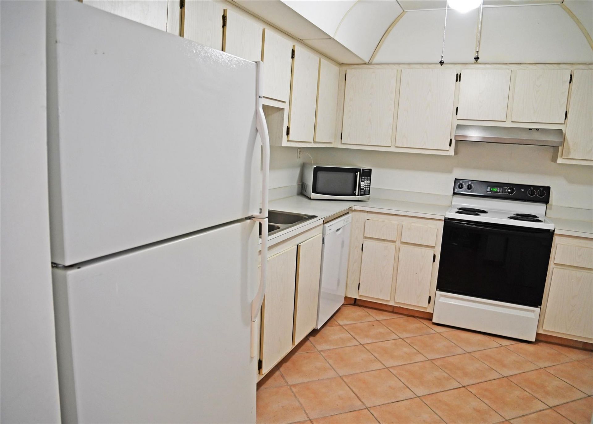 525 N Ocean Boulevard, Unit 923, Pompano Beach, FL 33062 Photo