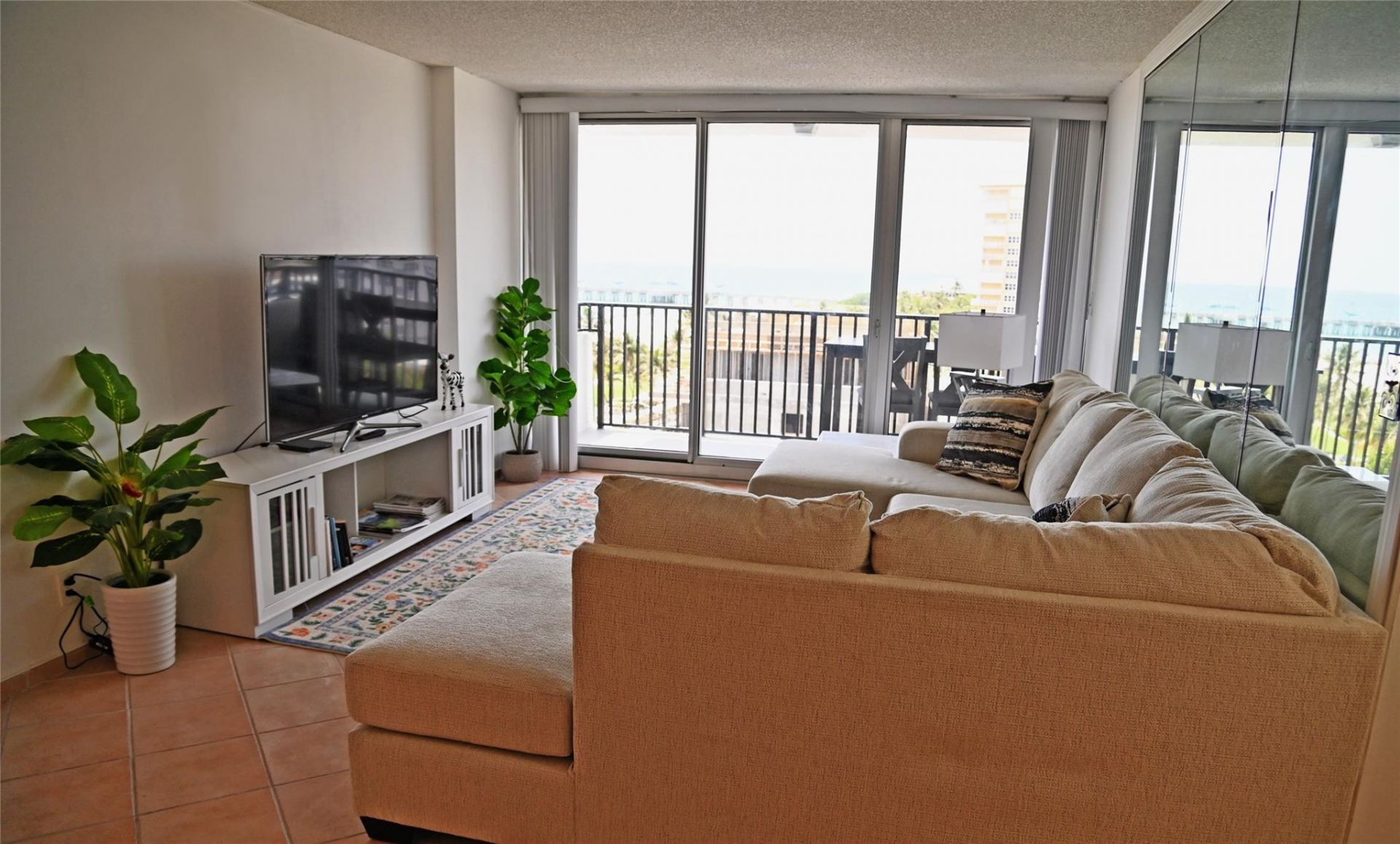 525 N Ocean Boulevard, Unit 923, Pompano Beach, FL 33062 Photo
