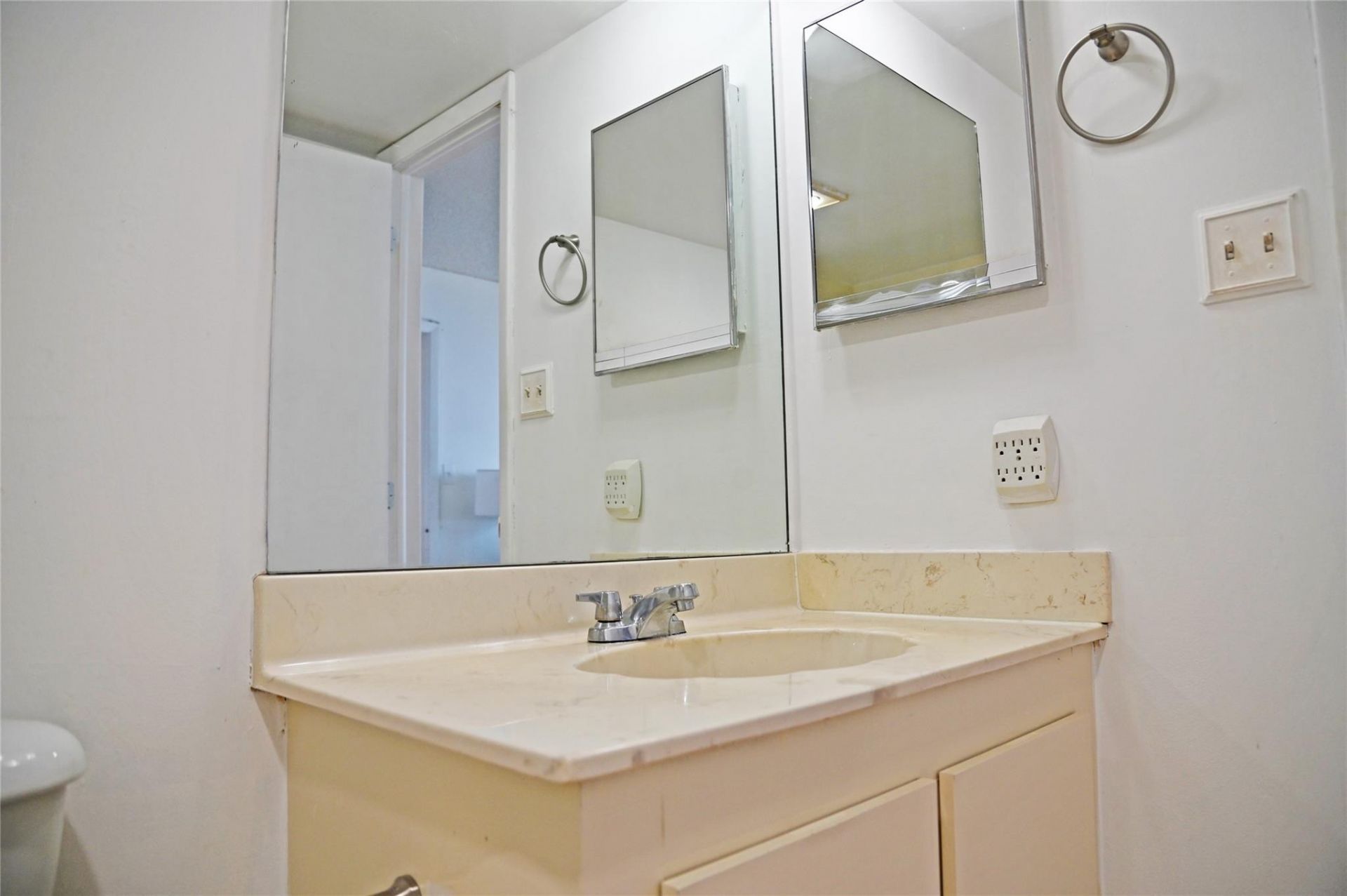 525 N Ocean Boulevard, Unit 923, Pompano Beach, FL 33062 Photo