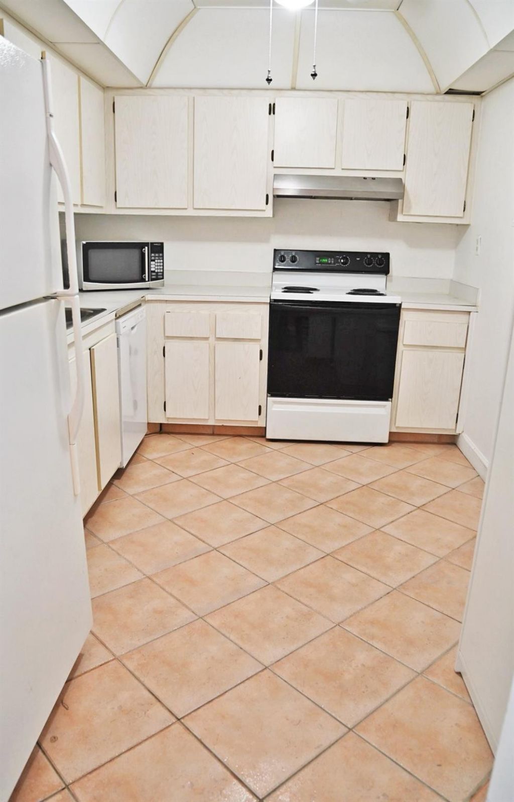 525 N Ocean Boulevard, Unit 923, Pompano Beach, FL 33062 Photo