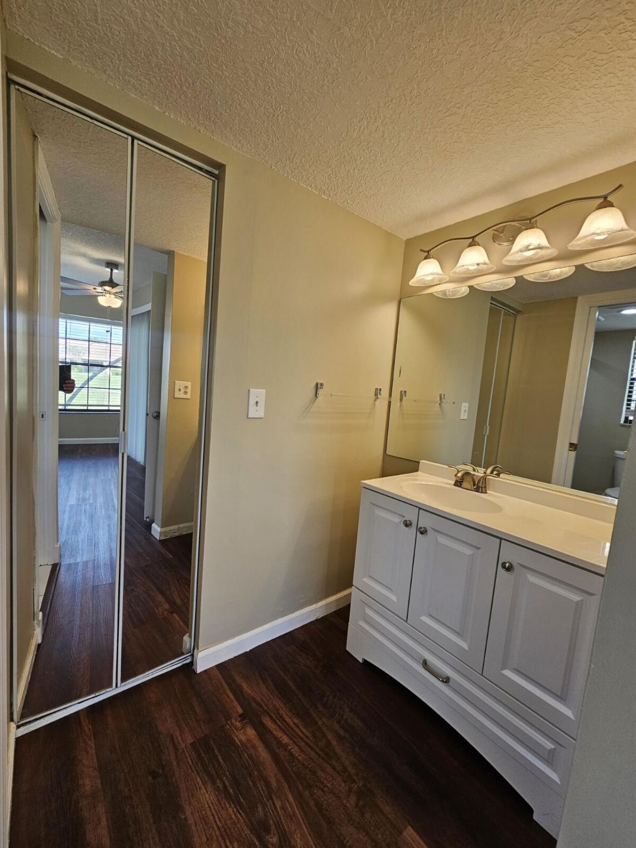 2600 Greenwood Terrace, Unit 102, Boca Raton, FL 33431 Photo