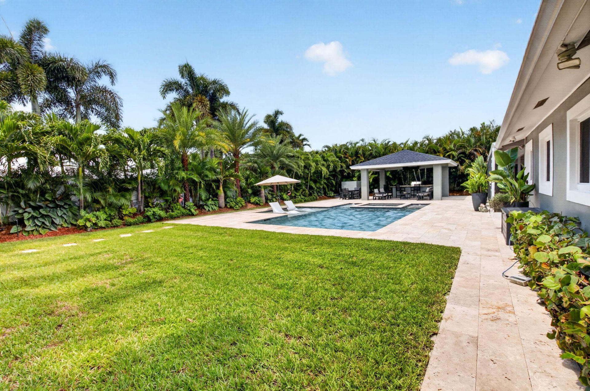 916 SW 36th Court, Boynton Beach, FL 33435 Photo