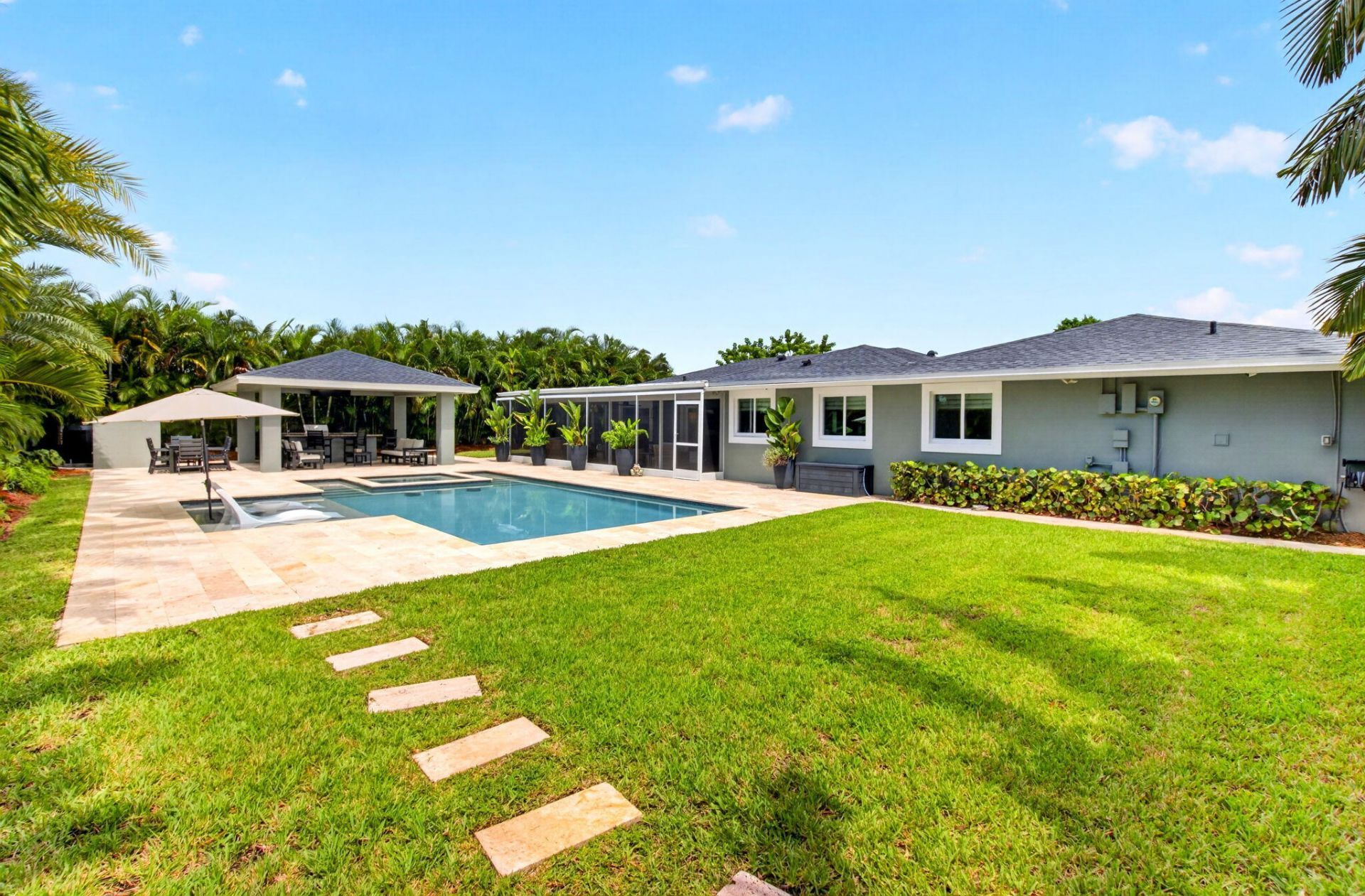 916 SW 36th Court, Boynton Beach, FL 33435 Photo