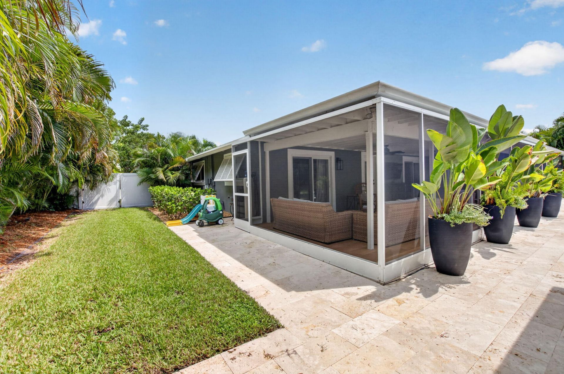 916 SW 36th Court, Boynton Beach, FL 33435 Photo