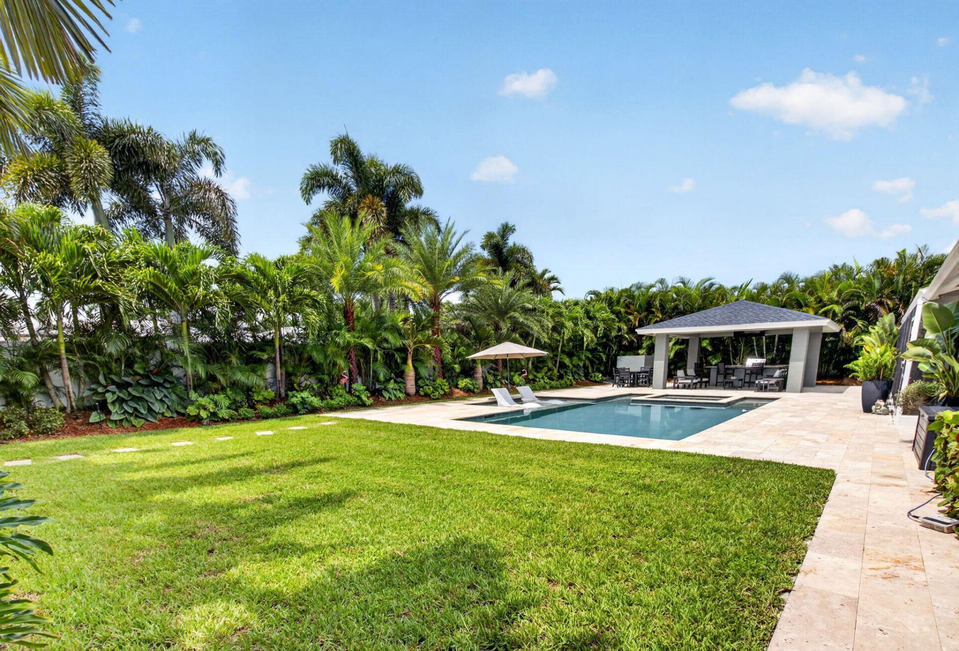 916 SW 36th Court, Boynton Beach, FL 33435 Photo