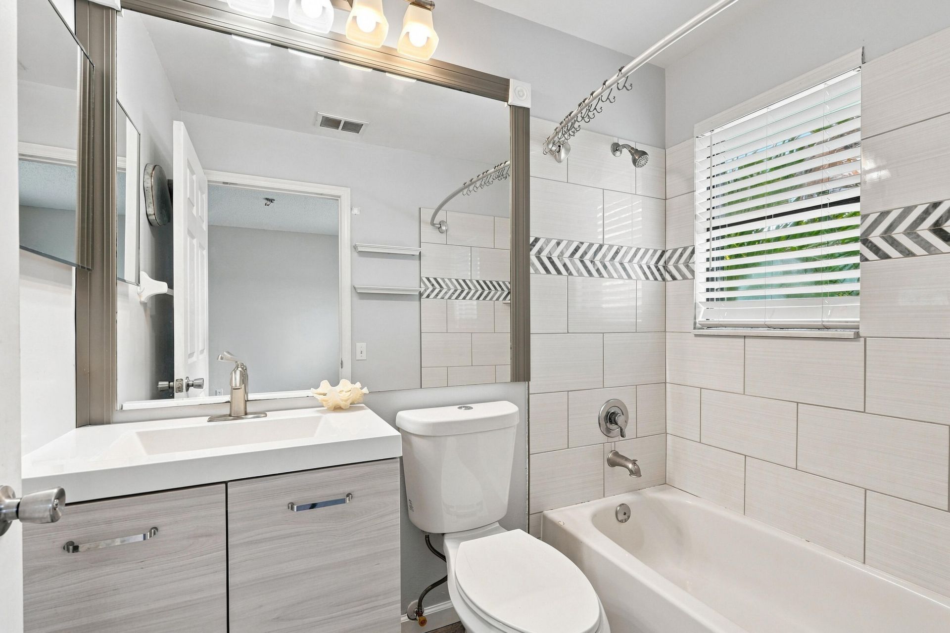 13521 S Indian River Drive, Unit 1003, Jensen Beach, FL 34957 Photo
