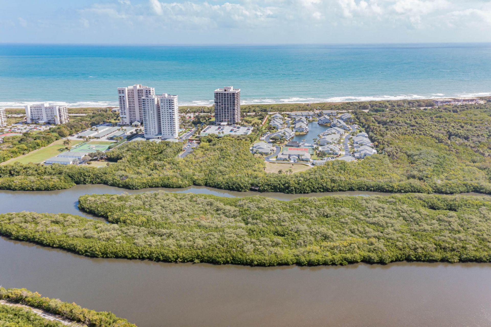 4949 N Highway A1a, Unit 152, Hutchinson Island, FL 34949 Photo